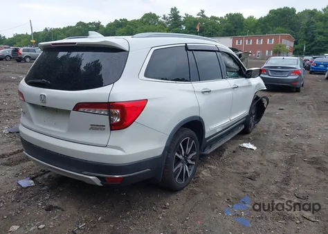2020 Honda Pilot Awd Touring 8 Passenger z USA, uszkodzony, nr VIN 5FNYF6H91LB053626